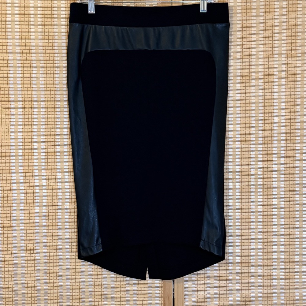 Mossimo‎ Womens M Skirt Black Faux Leather Pencil Whimsigoth Office Minimalist